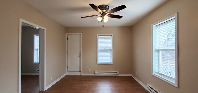 Foto del edificio - 839 N Broadway St