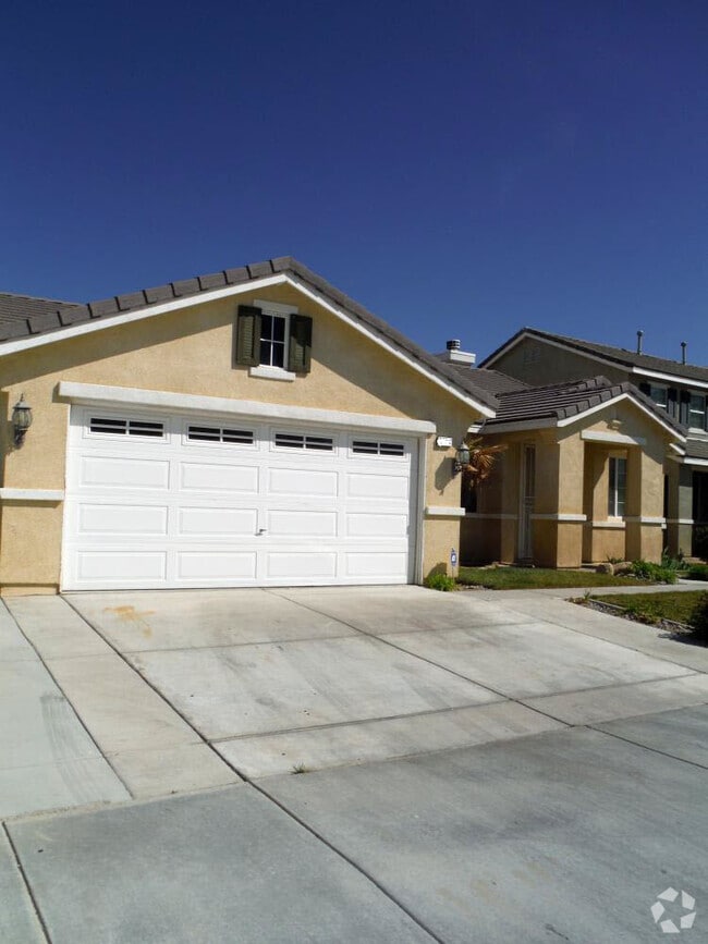 Building Photo - 44218 Amethyst St