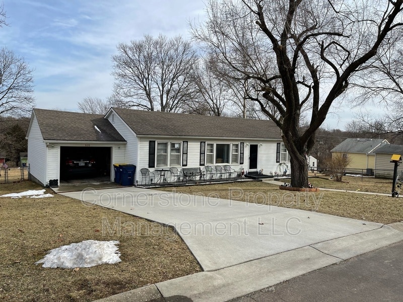 Foto principal - 820 Fir St