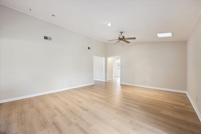 Building Photo - 4106 Greystone Dr