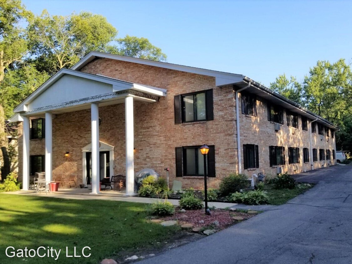 Foto principal - 11060 W Janesville Rd