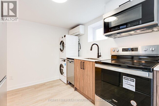 Building Photo - 50 William Cragg Dr
