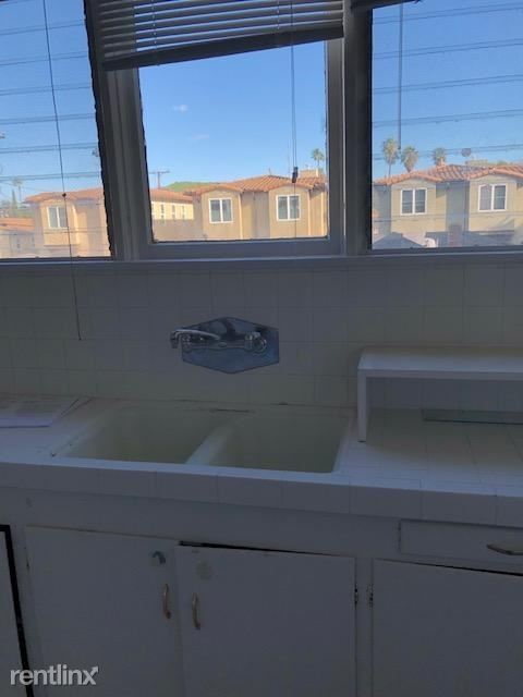 Foto del edificio - 2 br, 1 bath Apartment - 4030 lincoln