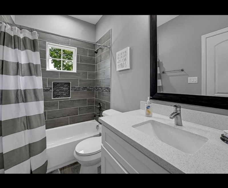 Foto principal - 4737 Reed Rd