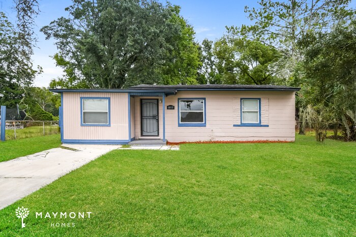 Primary Photo - Charming Simplicity with Room to Grow