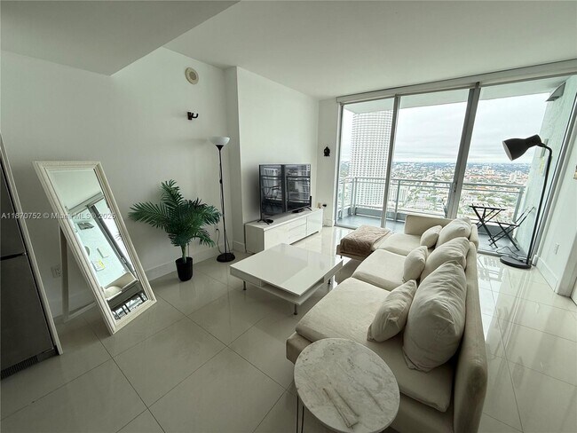Foto del edificio - 92 SW 3rd St