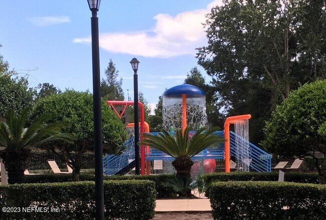 Foto del edificio - 8605 Tower Falls Dr