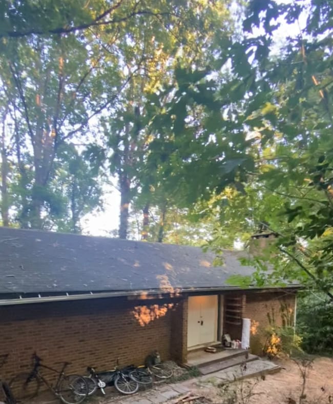 Building Photo - 44 Davie Cir