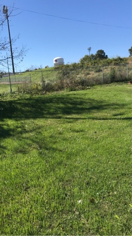 Building Photo - 81 Ann Dr