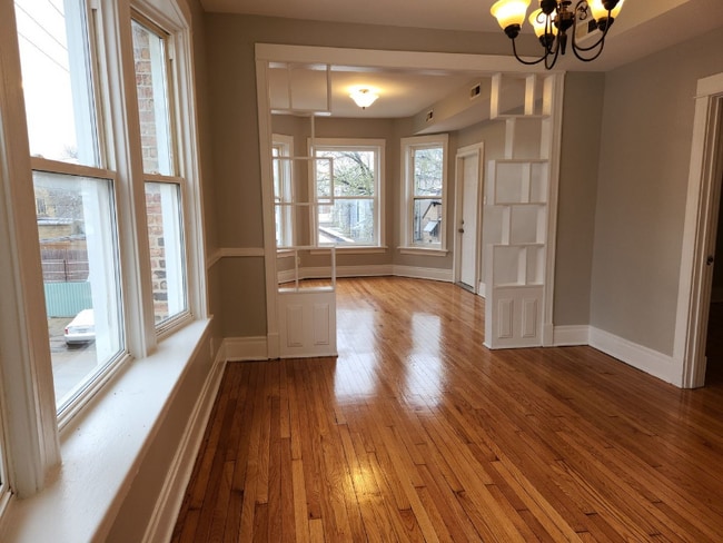 Photo - 5111 W Ferdinand St Apartment