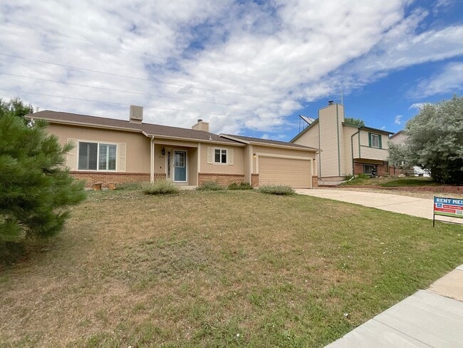 Building Photo - 3 Bedroom Home Available Near Briargate Bl...