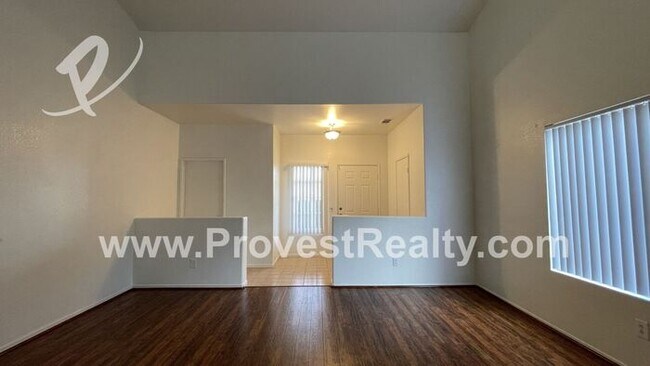 Foto del edificio - 3 Bed, 2.5 Bath Victorville Home!!