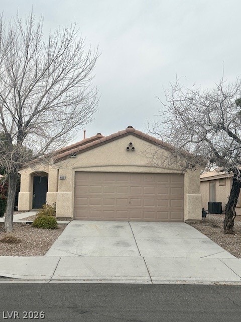 Building Photo - 10931 Coppola St