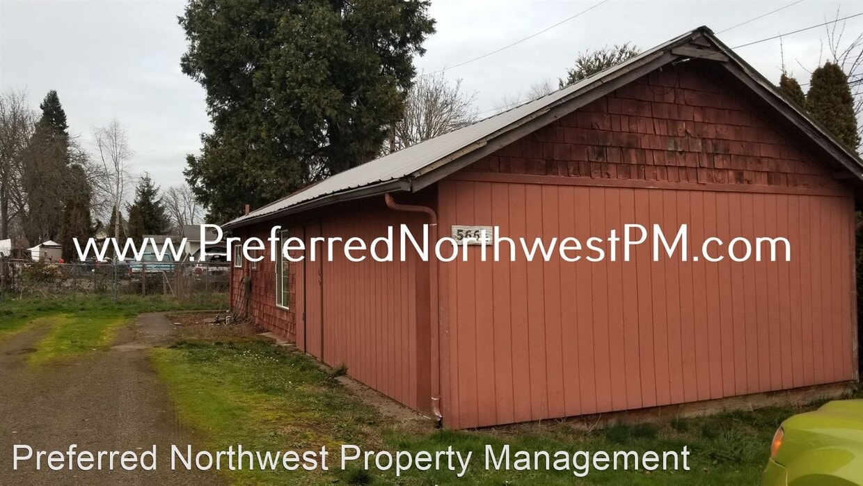 1 br, 1 bath House 566 1/2 W. Oregon Ave House Rental in Creswell