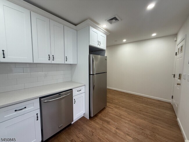 Foto del edificio - 167 Harrison Ave