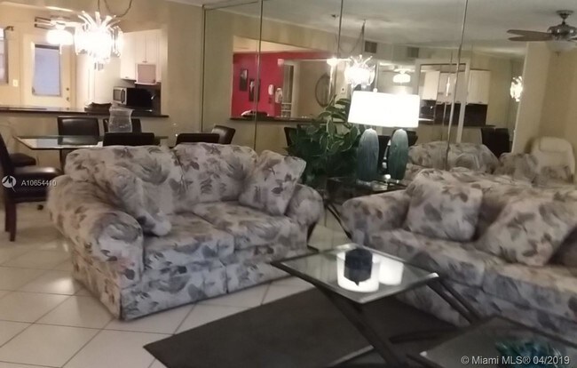 Foto del edificio - 215 SE 3rd St