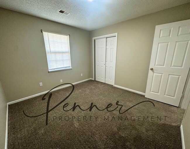 Foto del edificio - 401 NE Austin St