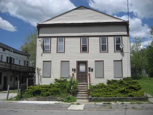 Primary Photo - 140 Bradley St