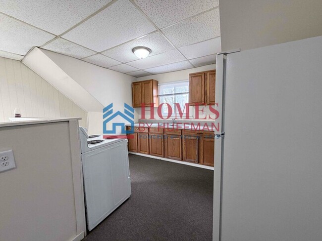 Building Photo - 701 Jackson Ave