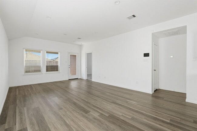 Building Photo - 5215 Mossdale Blf Ln