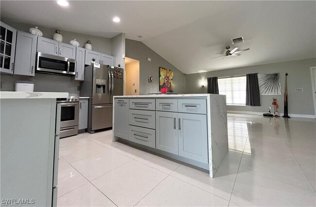 Foto del edificio - 1526 NW 21st Pl