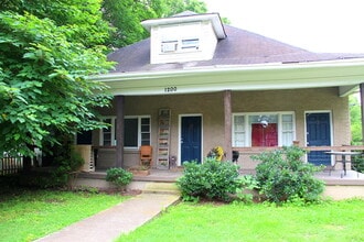 Building Photo - 1200 Chester Ave