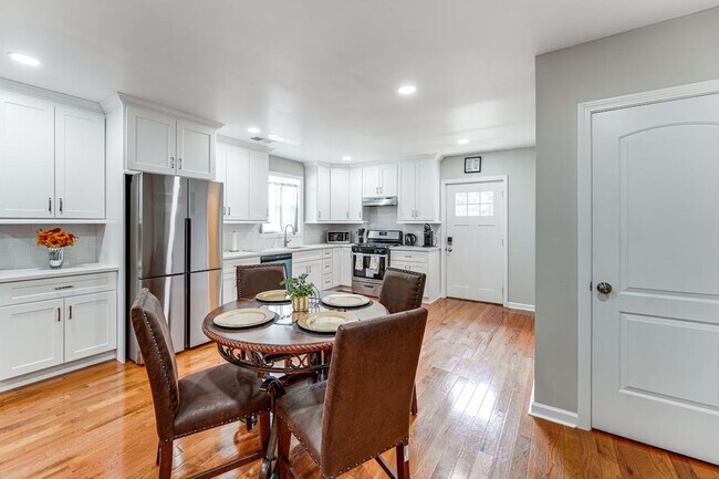 Foto del edificio - 51 Indian Ave