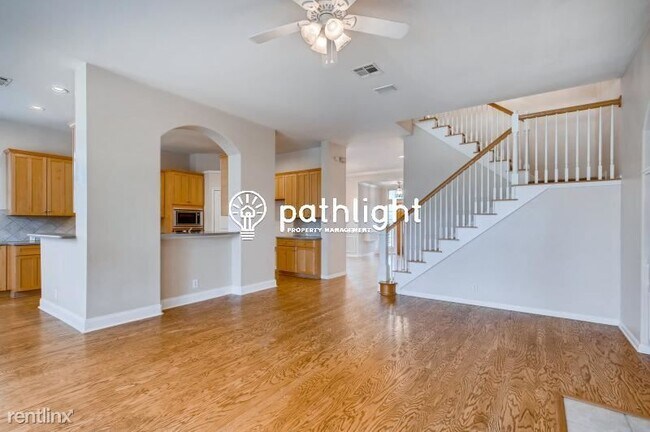 Foto del edificio - 4 br, 2.5 bath House - 109 Fairfield Ct UNIT