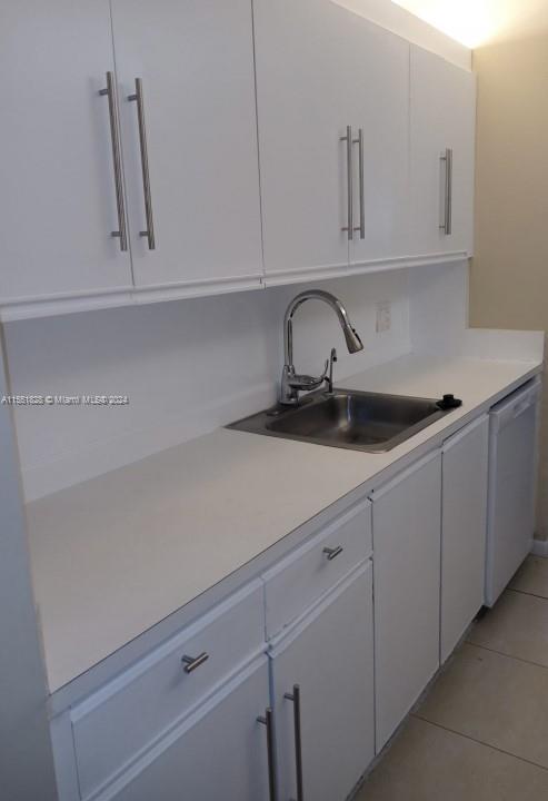 Foto del edificio - 1200 SW 130th Ave