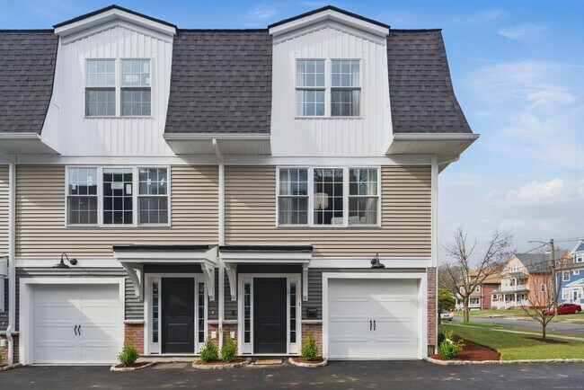 Building Photo - 409 Prospect Ave