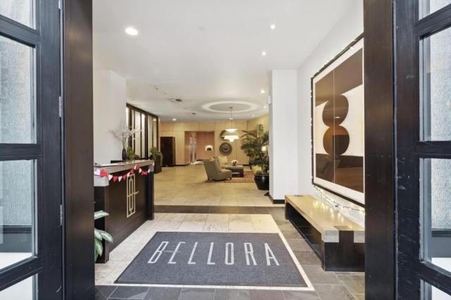 Building Photo - 2 bedroom in Seattle WA 98121
