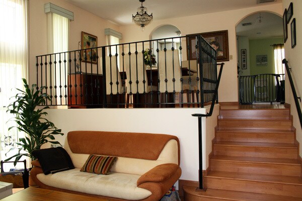 Foto del edificio - 15738 Devonshire St