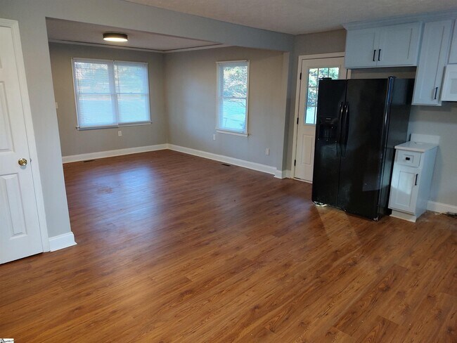 Foto del edificio - 111 Middleton Ln