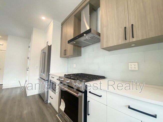 Photo du bâtiment - 867-867 Morrison Ave