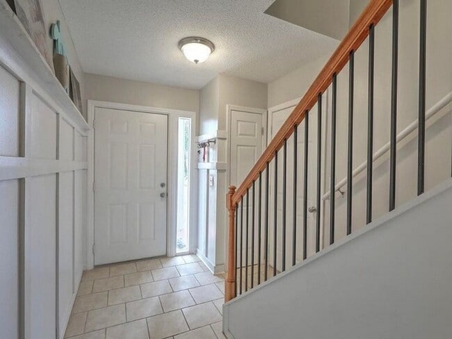 Building Photo - Beautiful Home in Nexton