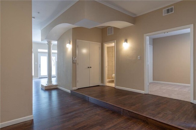 Foto del edificio - 4040 Avondale Ave