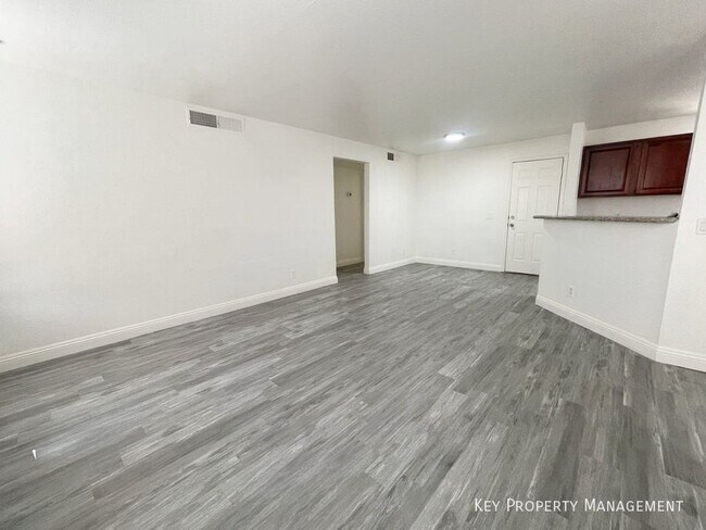 Building Photo - 2801 N Rainbow Blvd