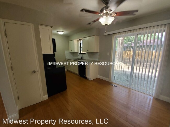 Building Photo - 3 br, 1 bath House - 118 SE Bordner Place
