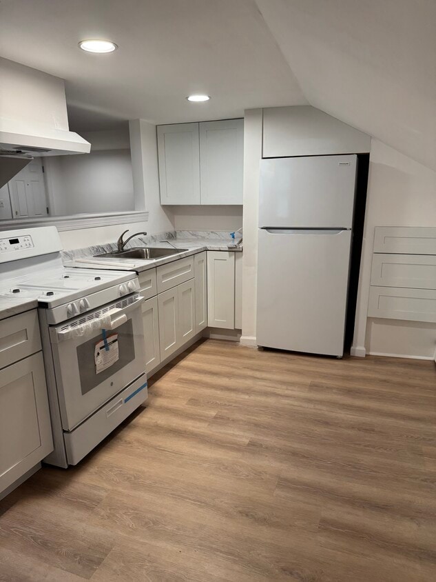 Newly renovated. Includes utilities. Near transportation, shopping and restaurants. On site parki - 210 E Black Horse Pike