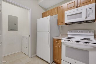 Building Photo - 9025 Colby Dr