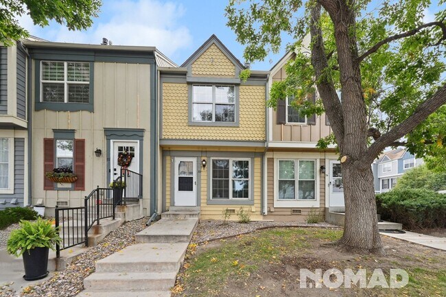 Foto del edificio - 2 Bedroom Townhome in Denver