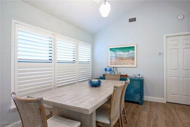 Foto del edificio - 719 Reef Point Cir
