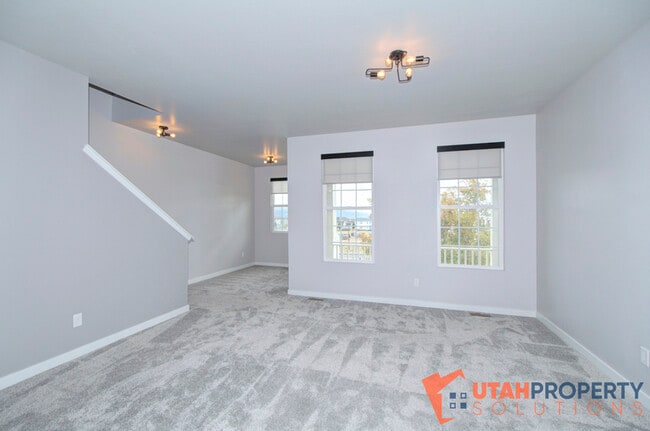 Building Photo - 5348 W South Jordan Pky