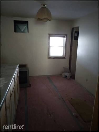 Foto del edificio - 2 br, 1 bath House - 922 East Mueller Ave