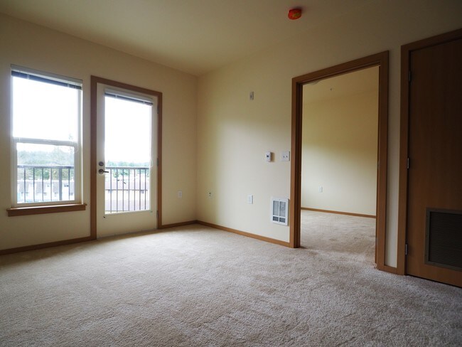 Foto del edificio - Estates at Hillside Gardens Affordable Sen...