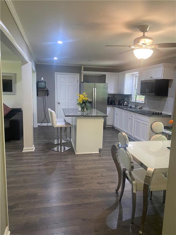 Foto del edificio - 3328 Ferncliff Pl NE