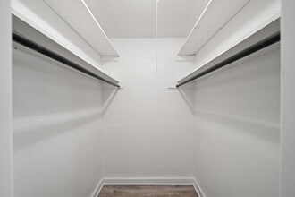 Building Photo - 5013 Camden Ln