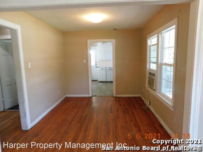 Building Photo - 2 br, 1 bath House - 450 Overhill Dr.