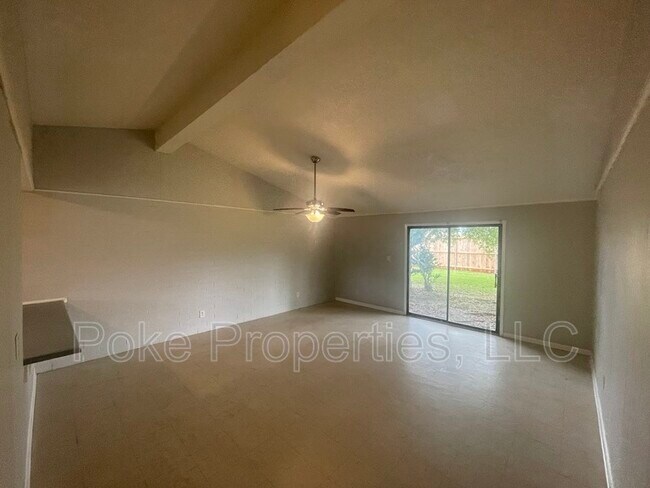 Foto del edificio - 871 Von Blond