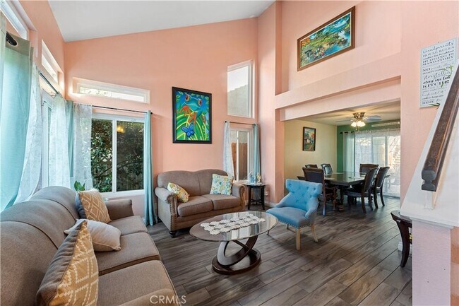 Foto del edificio - 7726 Whitney Dr